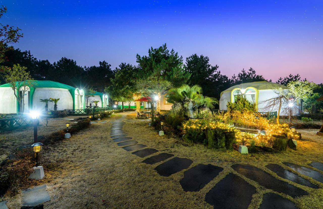Domgrami Pension Sogüpcho Exteriér fotografie